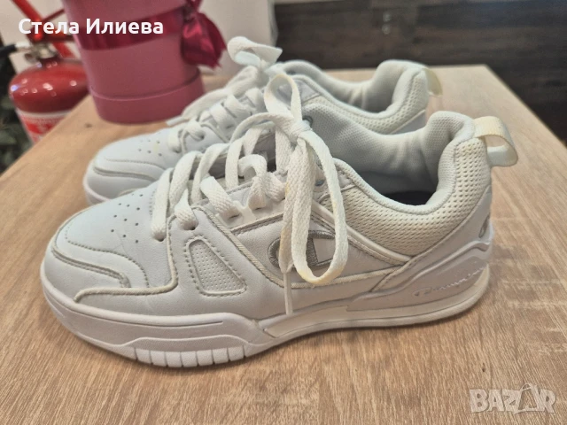 Дамски маратонки Champion 36 номер, снимка 3 - Маратонки - 50683548