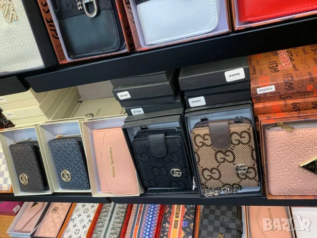 портмонета с кутия ysl saint laurent christian dior louis vuitton guess chanel , снимка 2 - Портфейли, портмонета - 50599659