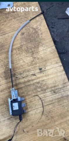 Range rover sport 2012 година Механизъм заключване капачка резервоар