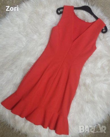СТИЛНА червена рокля, която елегантно очертава тялото, снимка 2 - Рокли - 40726866