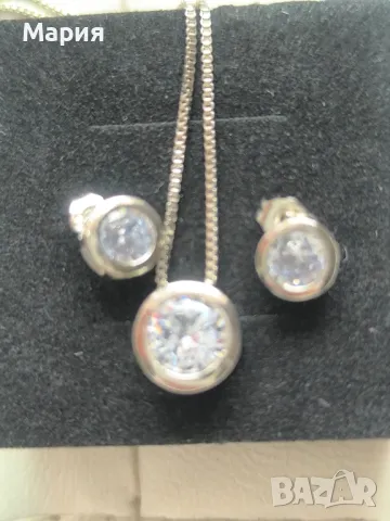 Нежен комплект , снимка 2 - Бижутерийни комплекти - 47775842