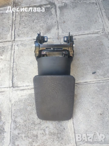 подлакътник Audi A5, снимка 4 - Части - 51308852