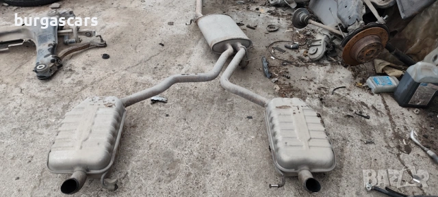 Задно средно гърне 8E0 253 611 CR Audi A4 B6 Avant 2.5TDI - 163 к.с, снимка 3 - Части - 53915867