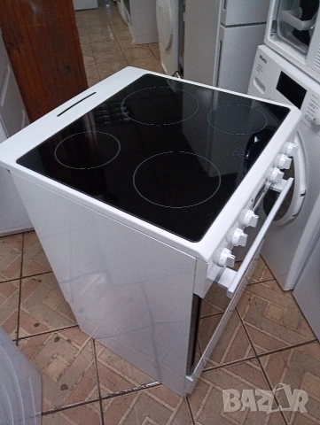 Като нова свободно стояща печка с керамичен плот Gram с две години гаранция!, снимка 6 - Печки, фурни - 53173129