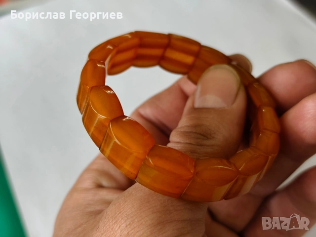 Стара гривна от кехлибар, снимка 6 - Гривни - 53945836