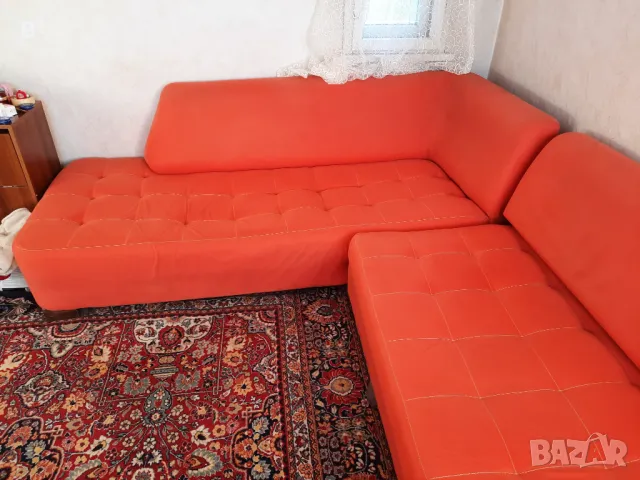 Разтегателен ъглов диван в добро състояние, снимка 4 - Дивани и мека мебел - 49273239