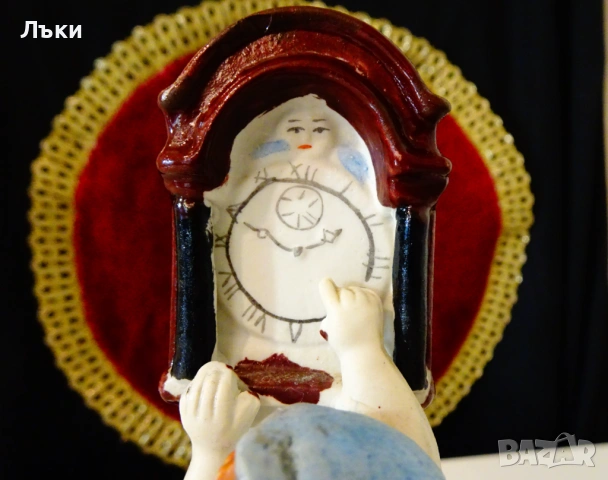 Немска порцеланова статуетка Деца сверяват часовник. , снимка 3 - Статуетки - 54058855