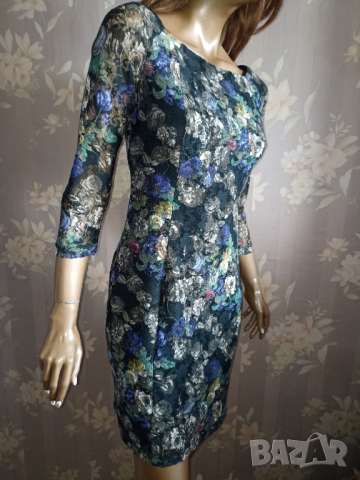 Rinascimento S- Елегантна  италианска рокля от стегнат тюл с флорален принт , снимка 7 - Рокли - 44684944