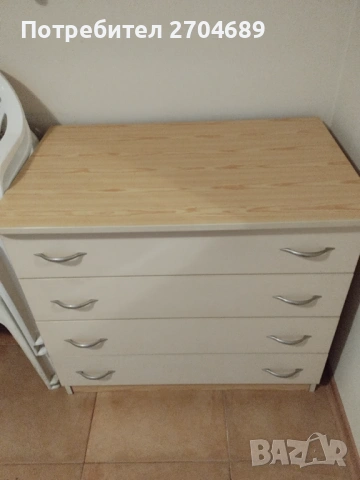 Два срина с  по четири шкафчета, снимка 2 - Скринове - 53062296