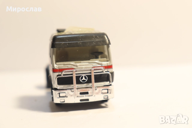 HERPA H0 1/87 MERCEDES ВЛЕКАЧ КАМИОН МОДЕЛ, снимка 2 - Колекции - 52446906