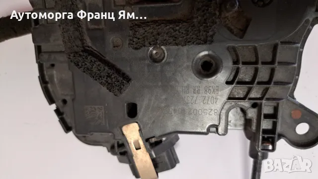 825002104R ЗАДНА ДЯСНА БРАВА ЗА RENAULT CLIO 2013-2019г., снимка 2 - Части - 48678303