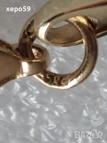 Златна дамска гривна с гранати-злато 585, снимка 4 - Гривни - 52307481