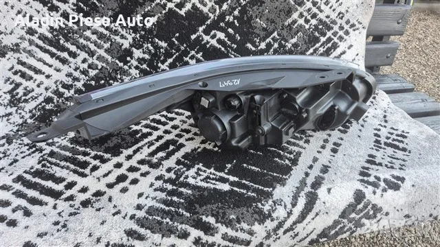 Ляв фар Kia Xceed X-Ceed Full LED година 2018 2019 2020 2021 2022 код 92101J7300, 92101-J7300 , снимка 6 - Аксесоари и консумативи - 50286440