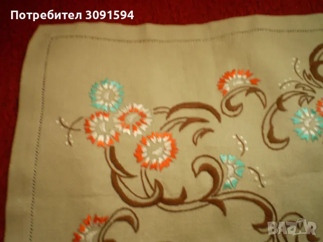 Винтидж ленена ретро покривка за маса с бродирани  цветя, снимка 4 - Покривки за маси - 49563129