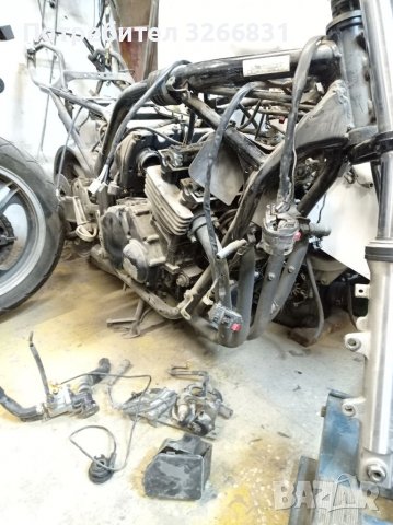 Yamaha FZS 600 Fazer на части 