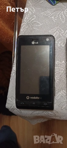 Продавам телефон LG KU990
