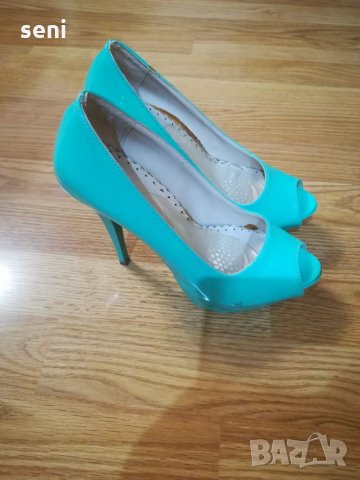 Лачени обувки тюркоаз, снимка 2 - Сандали - 32031370