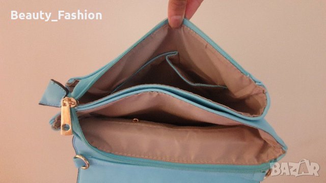 Светло синя чанта плик , снимка 2 - Чанти - 25345767