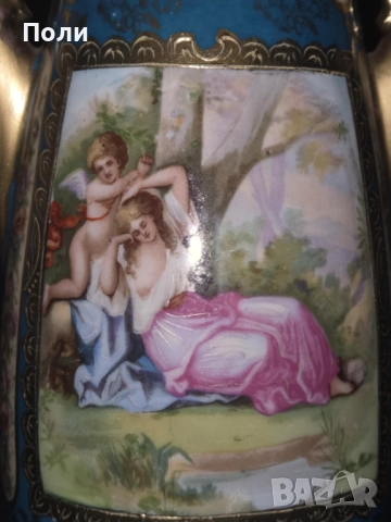 Антикварна ръчно декорирана френска порцеланова ваза, XIX век, снимка 2 - Антикварни и старинни предмети - 52211221