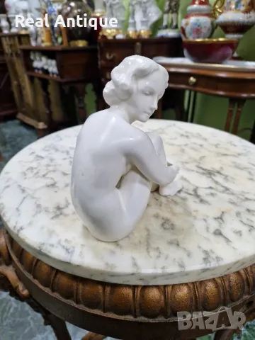 Уникална рядка антикварна колекционерска немска порцеланова фигура статуетка Hummel Goebel , снимка 4 - Антикварни и старинни предмети - 49870041