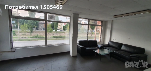 Дава се под наем магазин / офис / шоурум на бул. Сливница 158, Център – София, снимка 5 - Офиси - 53955231