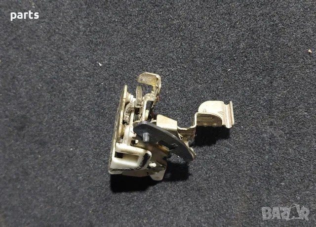 Задна Дясна Брава - Ключалка Мицубиши Паджеро, снимка 6 - Части - 50439358