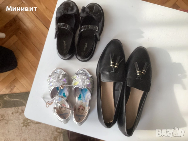 Продавам изгодно дамски обувки