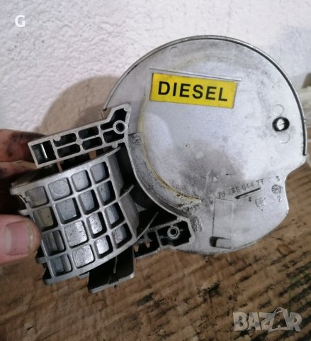 Пежо 307 SW Вратичка за Резервоар , снимка 9 - Части - 42843401