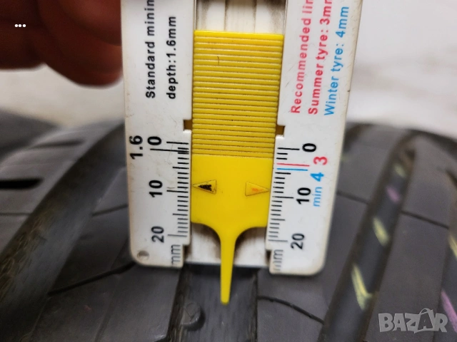 255/35/18 Uniroyal / летни гуми, снимка 5 - Гуми и джанти - 54314334