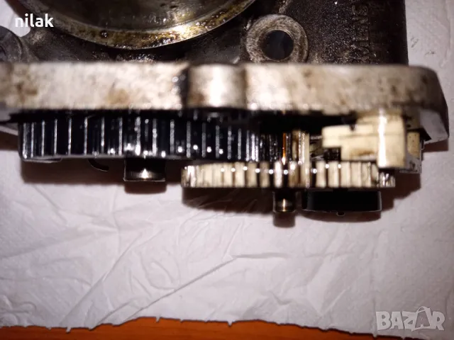 Продавам дроселова клапа за Хюндай Санта фе 2,2, снимка 5 - Части - 49071809