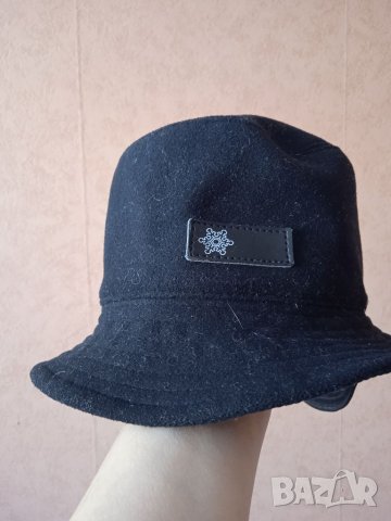 Зимна шапка Porelle , снимка 2 - Шапки - 38066898