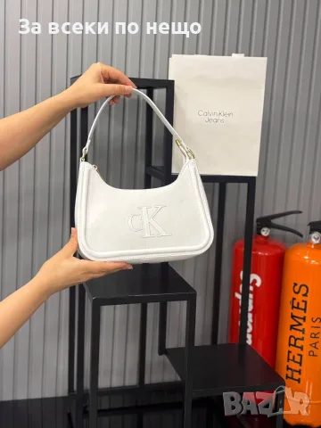 Calvin Klein Дамска Компактна Елегантна Чанта За Рамо Келвин Клайн - Различни Цветове Код SEM-205, снимка 2 - Чанти - 55774006