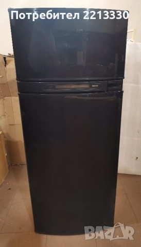 Хладилник Thetford на 12V 220V и газ (30mbar)за кемпер каравана , снимка 3 - Каравани и кемпери - 51681900