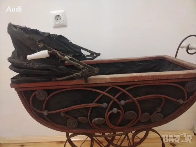 Винтидж ретро количка за кукли Викториански стил Ръчно изработена от естествени материали. , снимка 12 - Антикварни и старинни предмети - 49667702