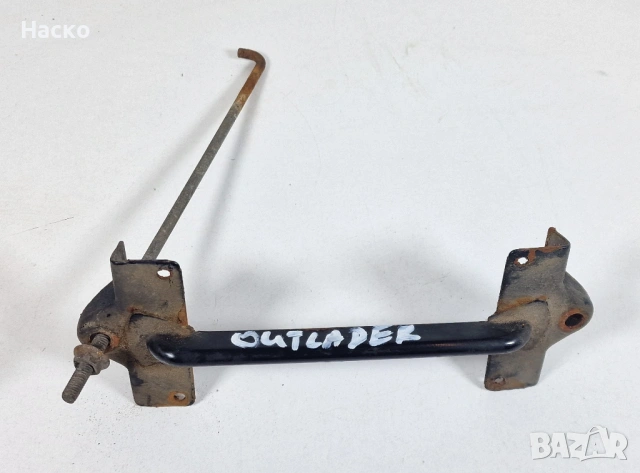 Скоба Стойка Планка Акумулатор Mitsubishi Outlander Митсубиши Аутлендър 2001г-2006г