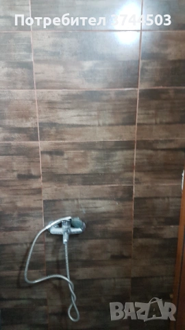 Продавам Фамилна къща с потенцял за крайпътен Бизнес , снимка 10 - Къщи - 53080009