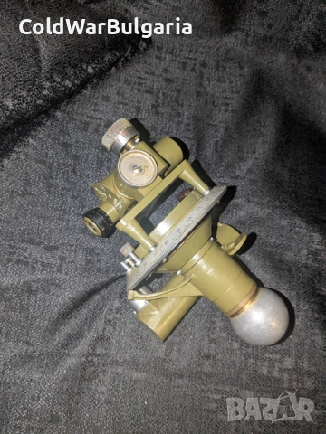 Съветски артилерийски компас (WW2), реновиран в България през Студената война, снимка 5 - Антикварни и старинни предмети - 52562720