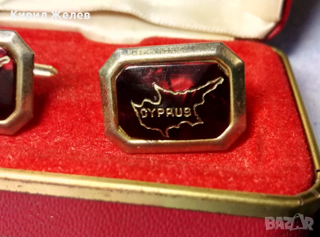 DIAMOND CUT 22CT. GOLD PLATED MADE in ENGLAND Старинни ЕМАЙЛИРАНИ ПОЗЛАТЕНИ БУТОНЕЛИ CYPRUS 33120, снимка 8 - Антикварни и старинни предмети - 51371681