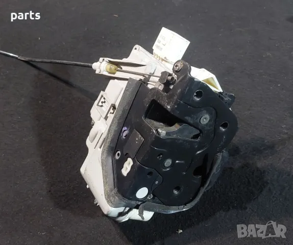 Брава - Ключалка Предна Лява Врата Ауди А4 Б6
- 8E1837015, снимка 3 - Части - 48672507