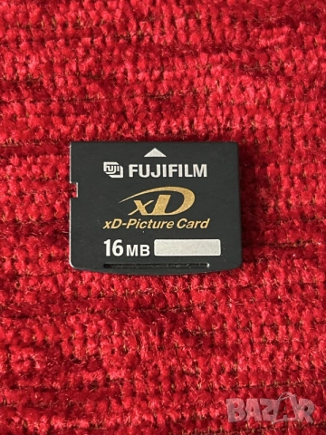 16MB Fujifilm xD-Picture Card – стандартна флаш памет карта за дигитални фотоапарати