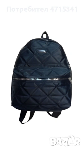 Дамска раница капитонирана