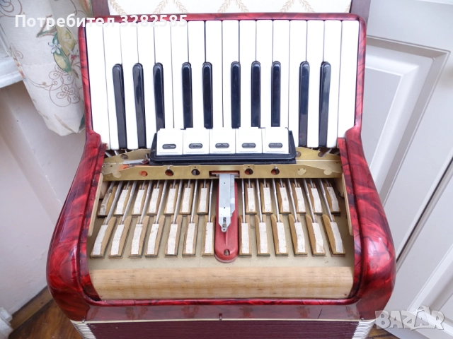 Акордеон Велтмайстер 40 баса, снимка 12 - Акордеони - 52624697