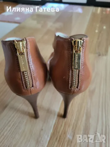 Нови токчета Michael Kors естествена кожа 40 номер, снимка 5 - Дамски обувки на ток - 47730665