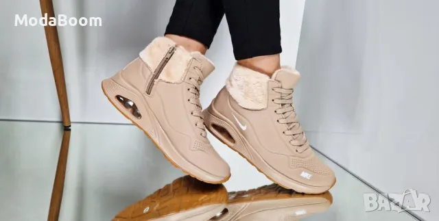 Nike дамски боти, снимка 3 - Дамски боти - 48459103