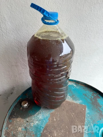 Продавам моторно масло 10W40