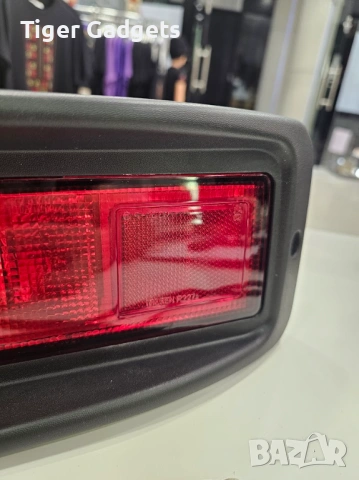Задна дясна лампа за мъгла Mitsubishi Pajero Sport халоген с фасунга и крушка, снимка 2 - Части - 54243890