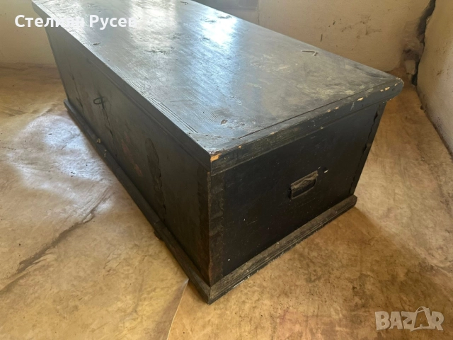 стар дървен сандък за дрехи -цена 40лв или 20,45 евро салкъм, тежък и масивен   - идвате и товарите , снимка 3 - Ракли - 52037356