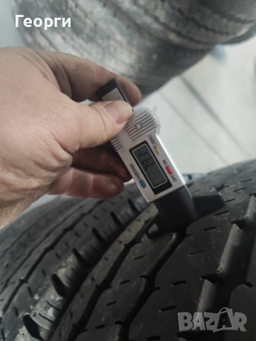 4бр.летни гуми 215/70/15C Continental