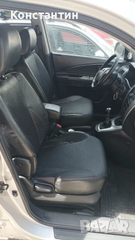 Hyundai Tucson 2000 CRDI, снимка 7 - Автомобили и джипове - 51421182