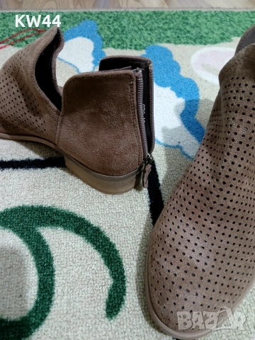 Обувки , снимка 3 - Дамски ежедневни обувки - 53927800